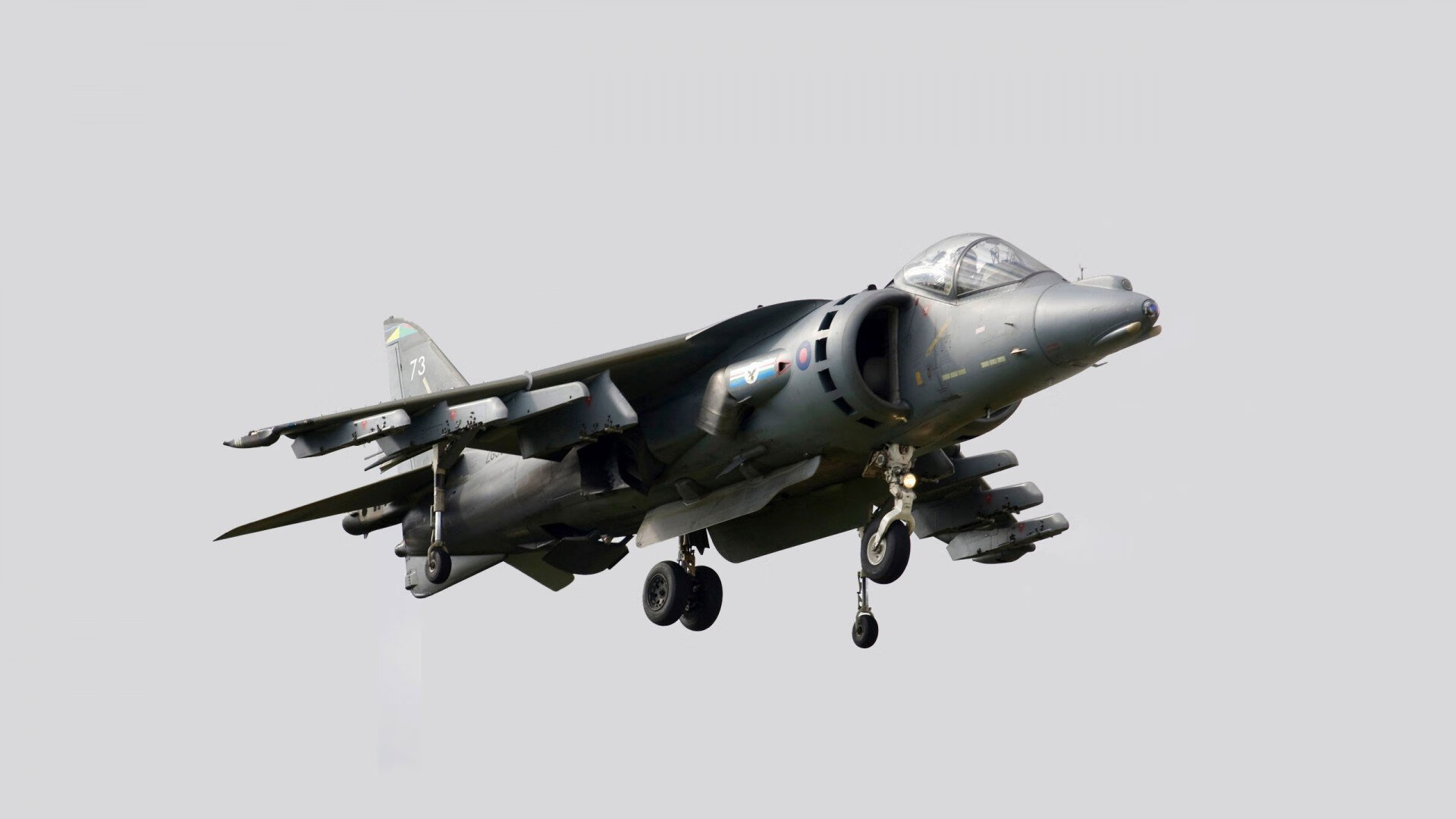 赛道轰鸣与绿茵神话，当F1决战夜遇见奥斯梅恩的纪录之光