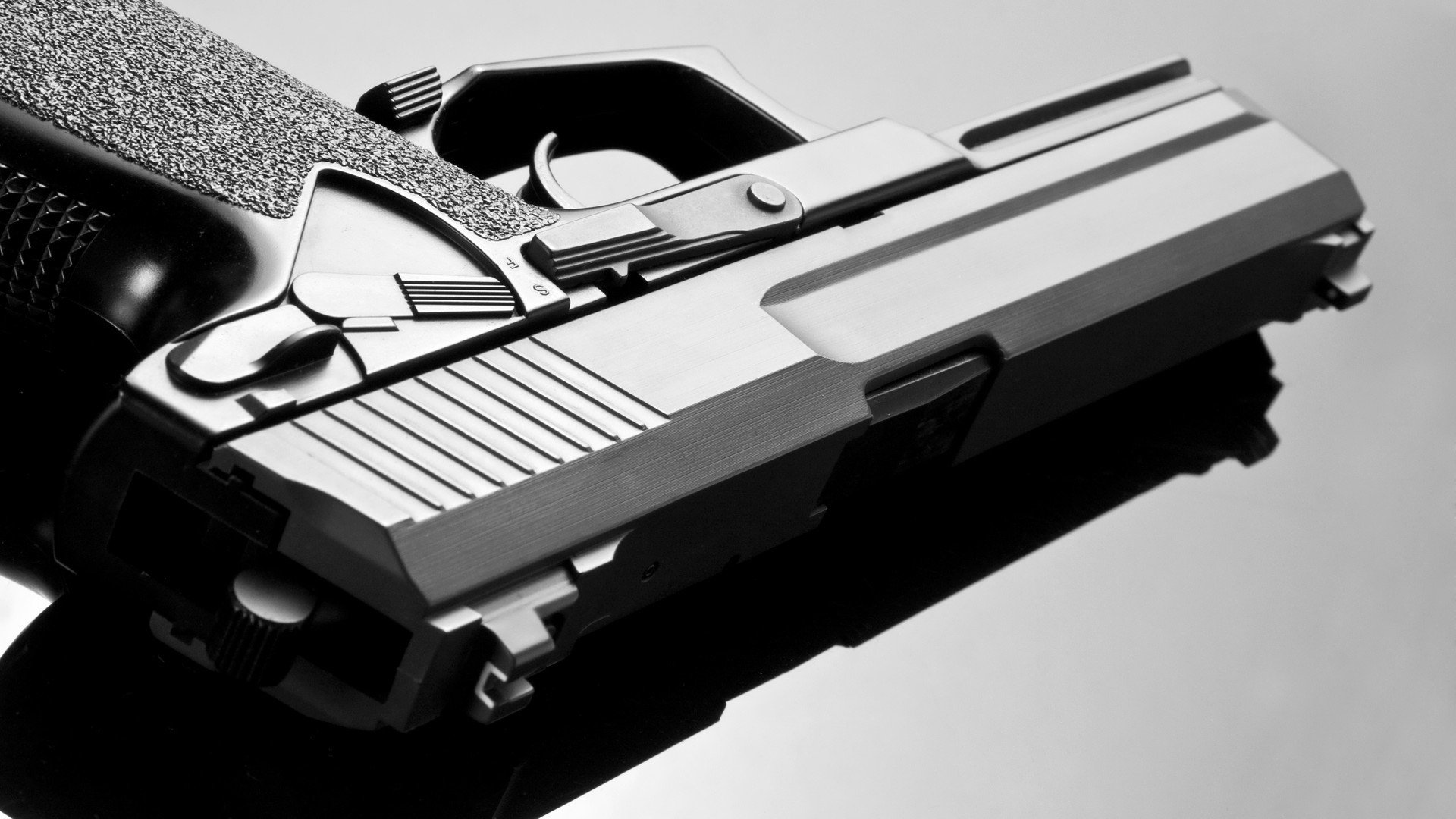 钢铁意志击穿红黑之墙，布雷默防线之锤与瑞典争冠战的战术革命